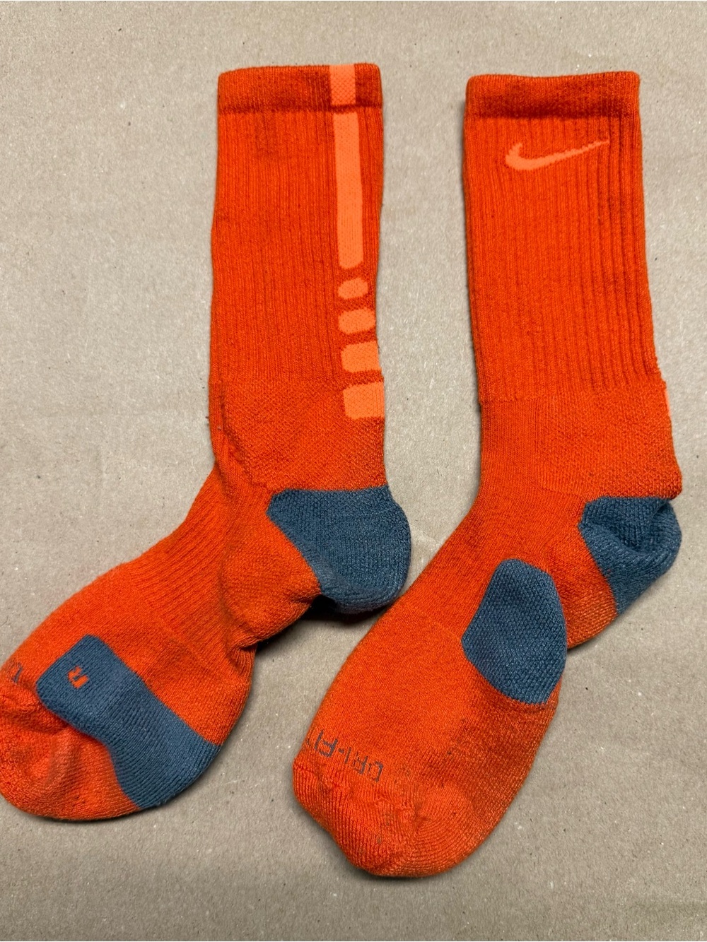Nike Elite Crew L Large Orange Grey Men’s 8-12 Basketball Socks Cushion Rare!